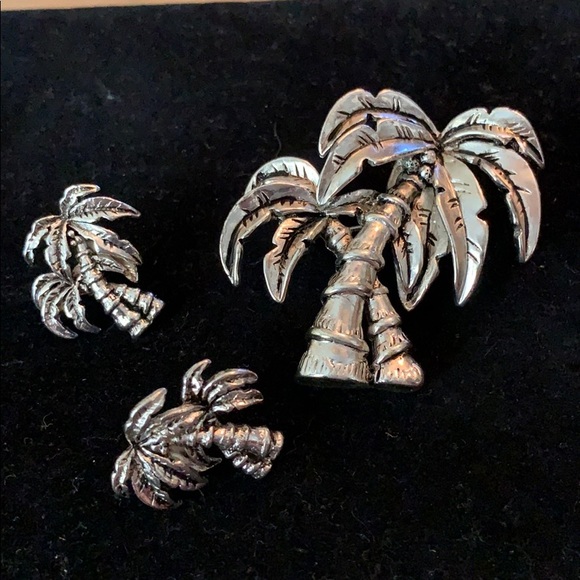 Twin Palm Tree Necklace and Matching Earring Set - Picture 1 of 7